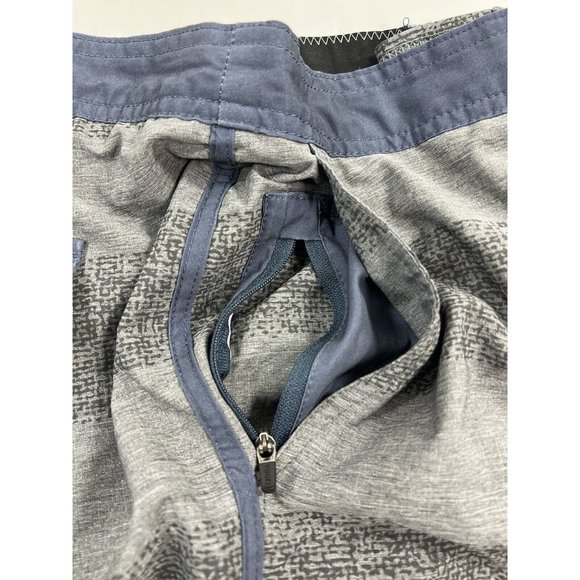 Vuori Mens Size 38 Cruise Board Shorts Performance 4 Way Stretch Gray Stripe - Picture 15 of 16
